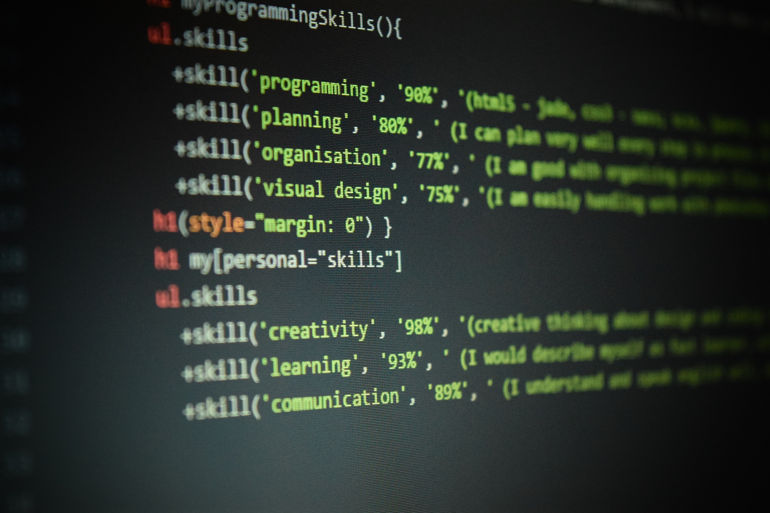 Programmering er en meget efterspurgt faglig kompetence, og det er blandt meget, du kan lære online