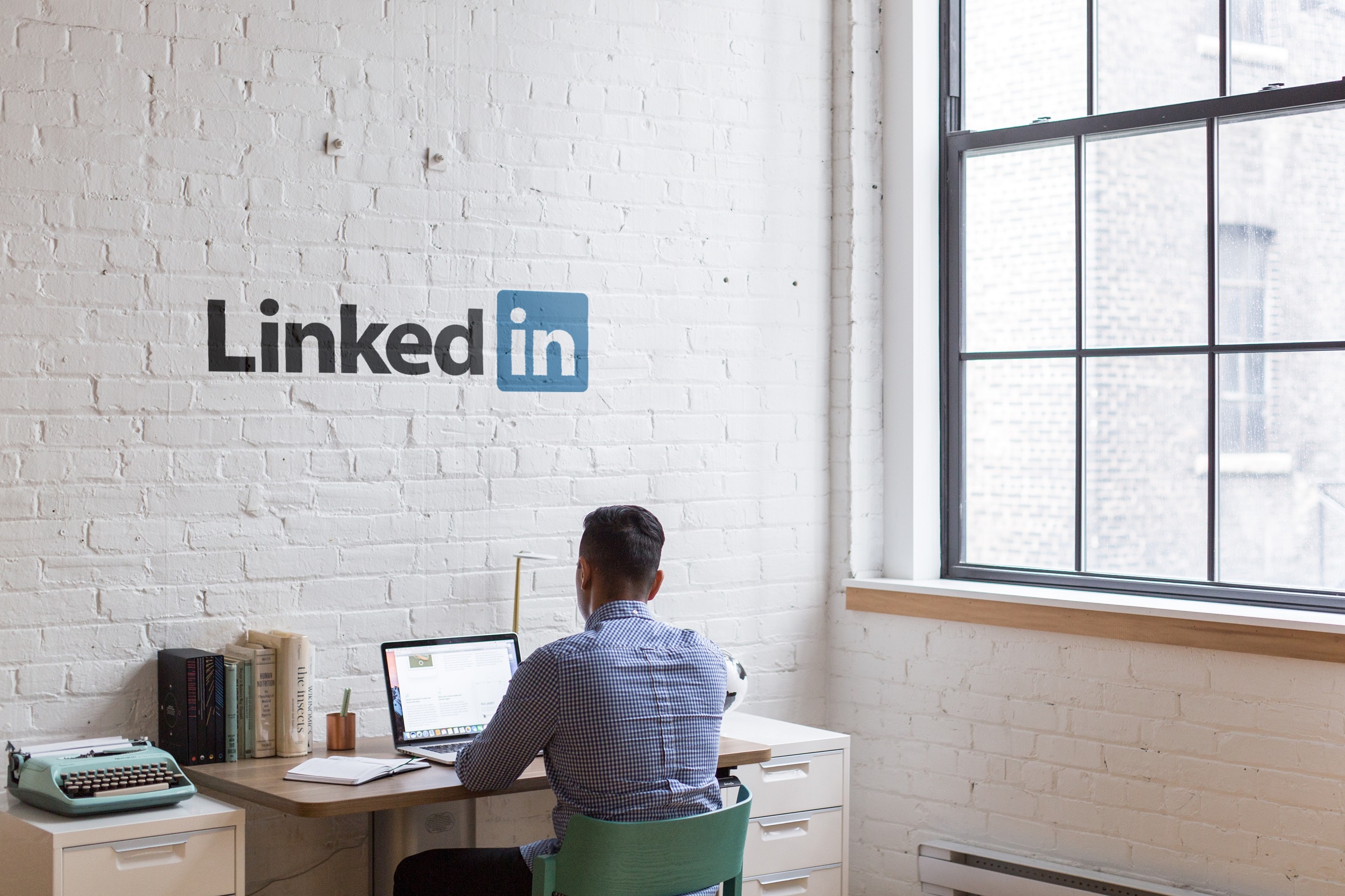 En LinkedIn-profil er et vigtigt værktøj i din jobsøgning. Opret den, mens du studerer. Læs her, hvordan.