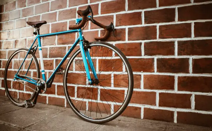 Cykelforsikring: Sådan forsikrer du din cykel og din elcykel som studerende